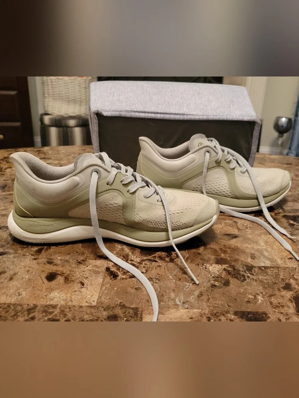 lululemon Chargefeel pale green sneakers